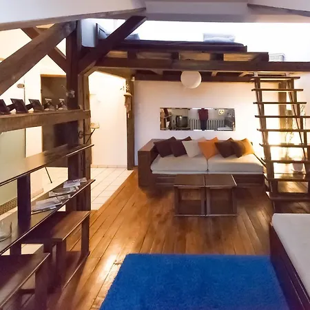Mini Rest Apartment *